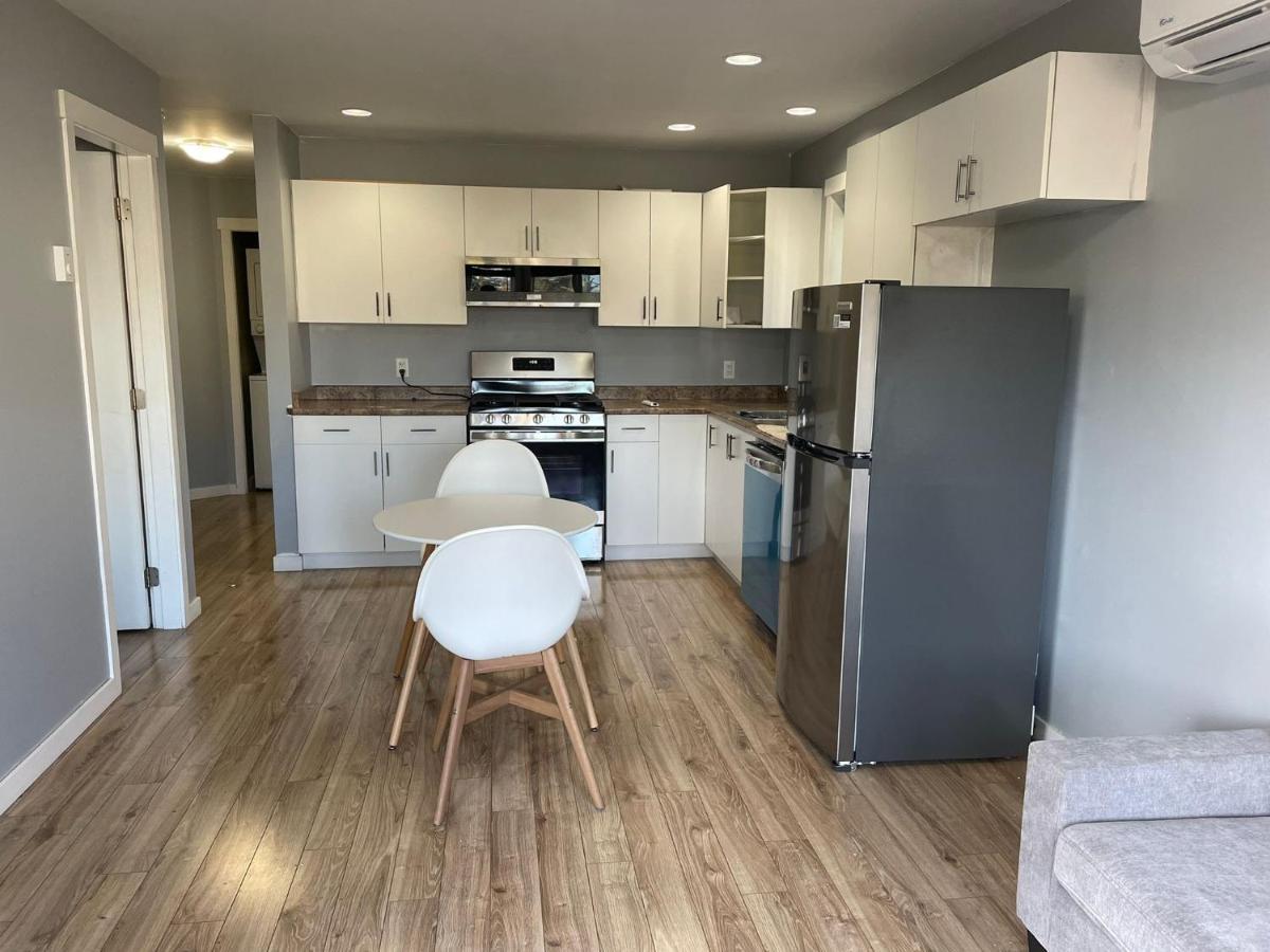 Sooke Vacation Suite Esterno foto
